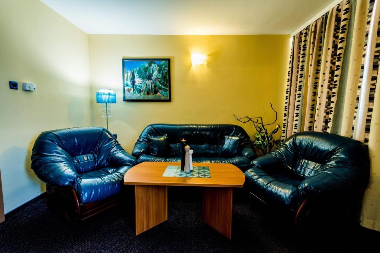 Отель Hotel Rostov Плевен