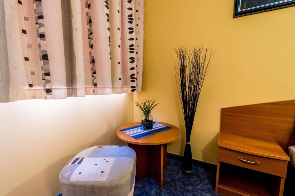 Отель Hotel Rostov Плевен