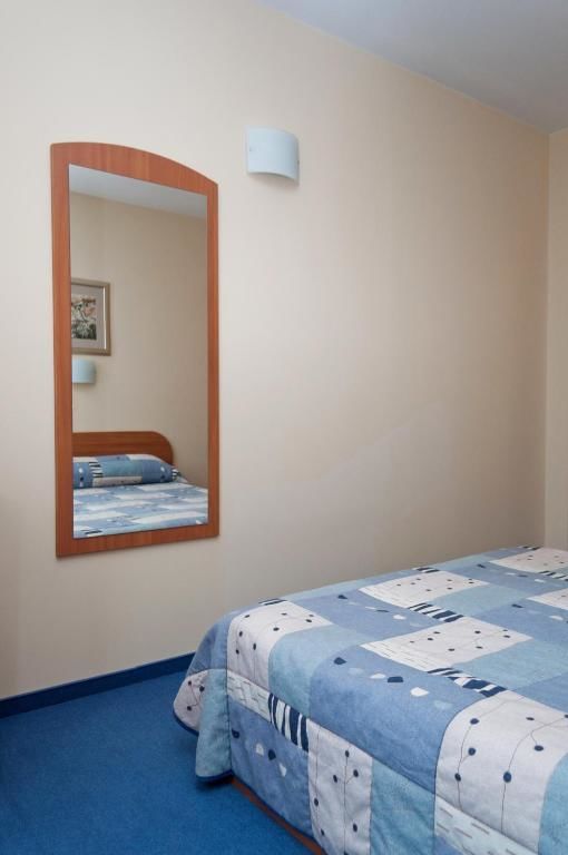 Отель Hotel Rostov Плевен